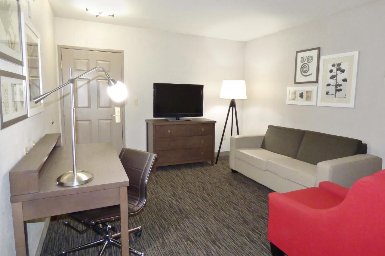 Country & By Radisson, Tampa-brandon, Fl 3* Heartland