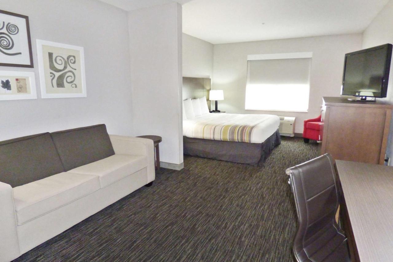 Country & By Radisson, Tampa-brandon, Fl Hotel Heartland